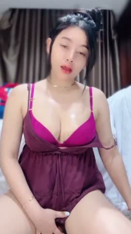 Tallent Baby Ayu Tetek Gede Colmek